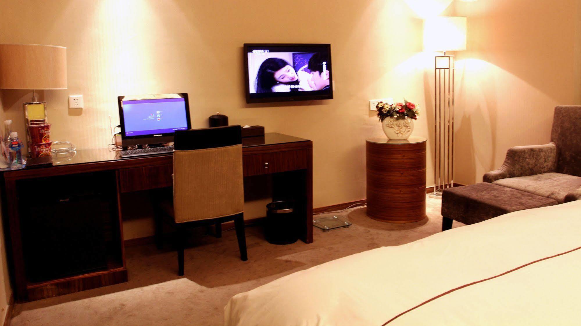 Yiwu Wendemu International Hotel Esterno foto