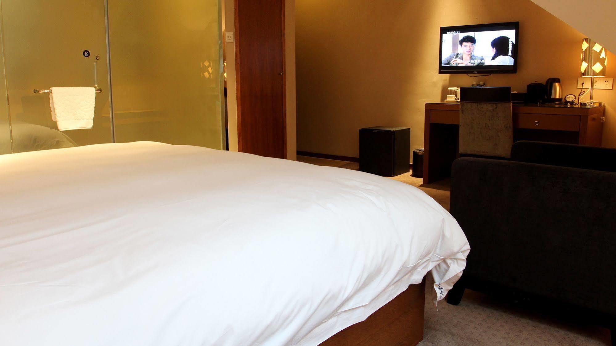 Yiwu Wendemu International Hotel Esterno foto