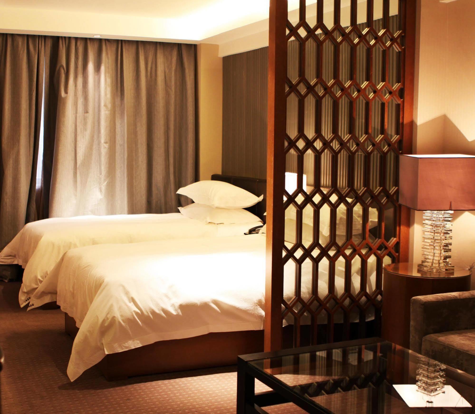 Yiwu Wendemu International Hotel Esterno foto