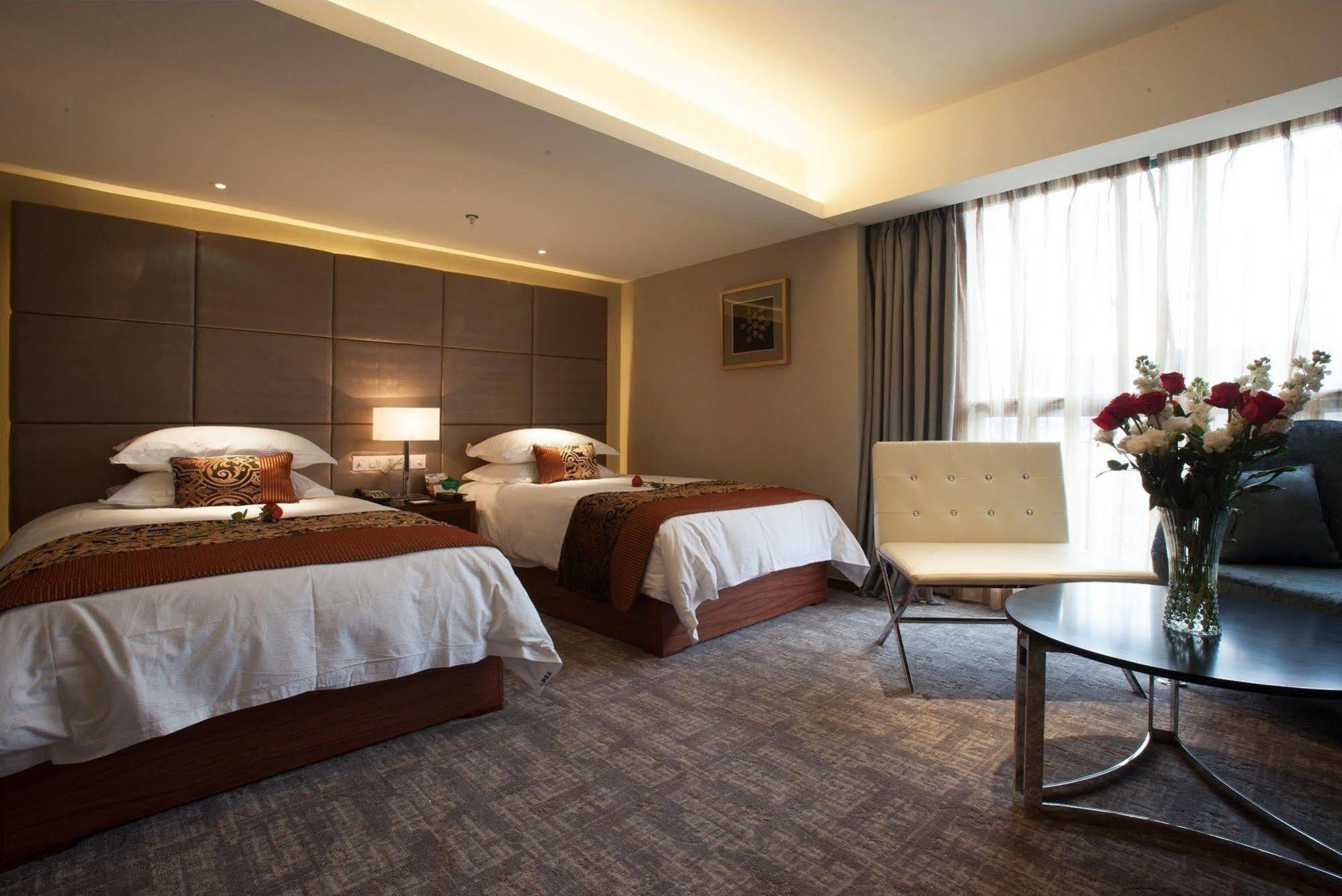 Yiwu Wendemu International Hotel Esterno foto