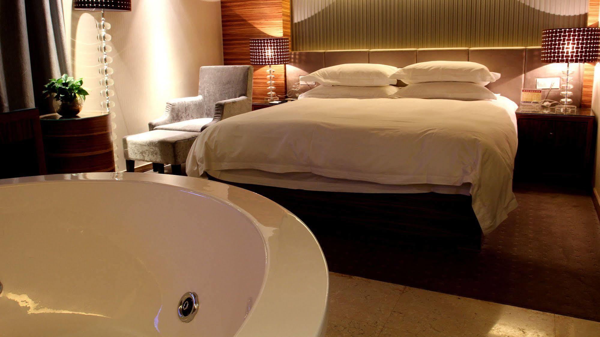 Yiwu Wendemu International Hotel Esterno foto