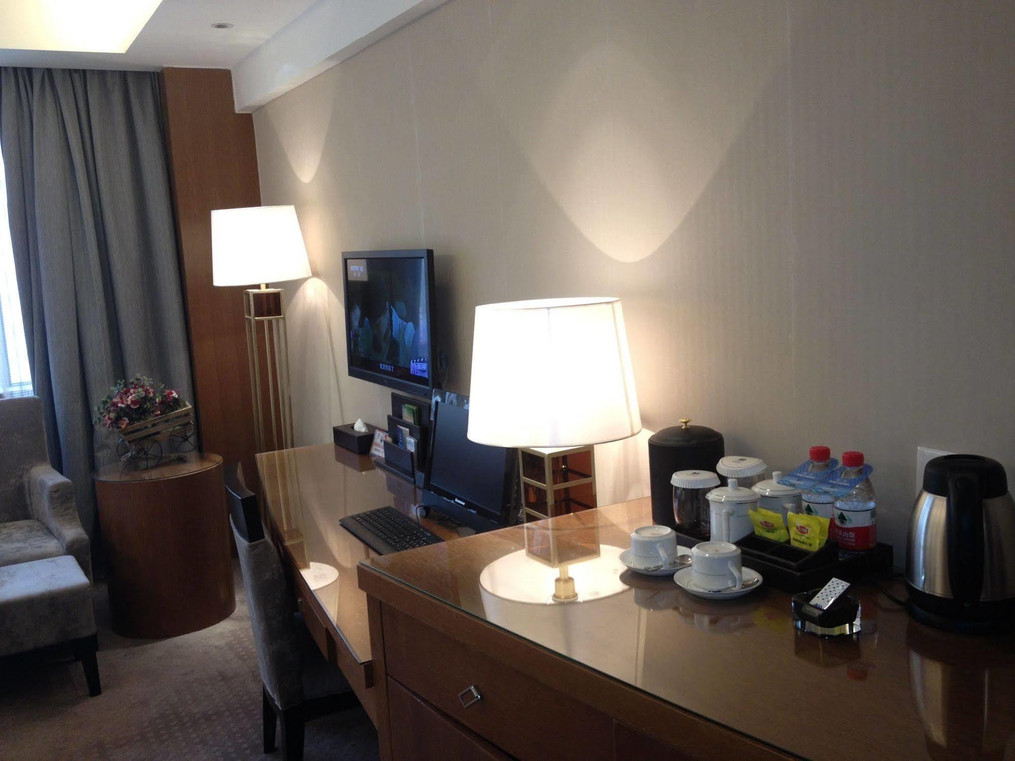 Yiwu Wendemu International Hotel Esterno foto